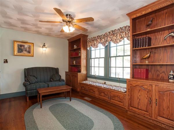 125 Williams Street Wrentham, MA 02093 - Photo 5 of 30