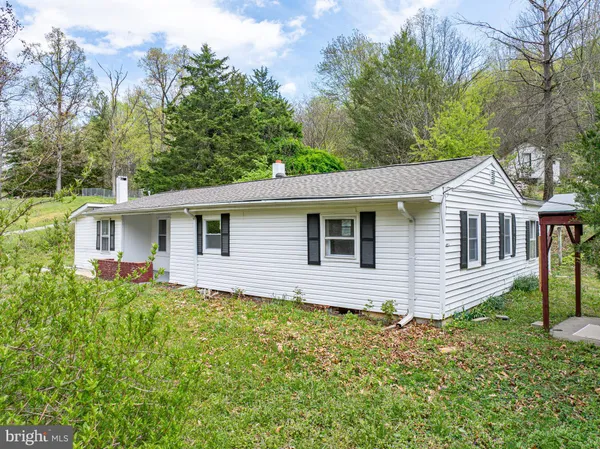 $215,000 | 10635 Crystal Falls Drive, Hagerstown, MD 21742
