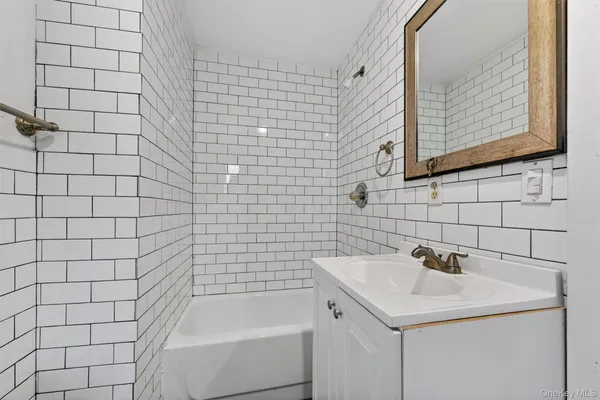 $749,900 | 12 Perry Creek Road, Washingtonville, NY 10992