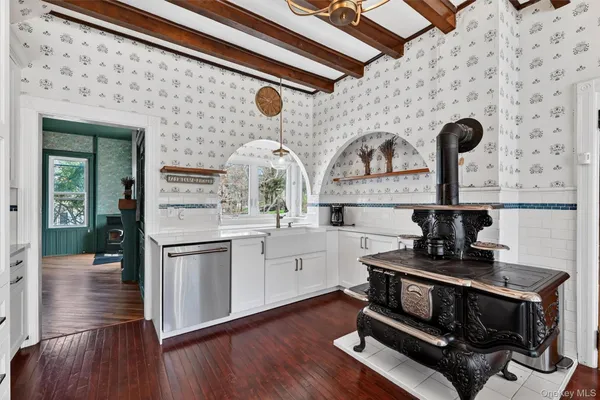 $749,900 | 12 Perry Creek Road, Washingtonville, NY 10992