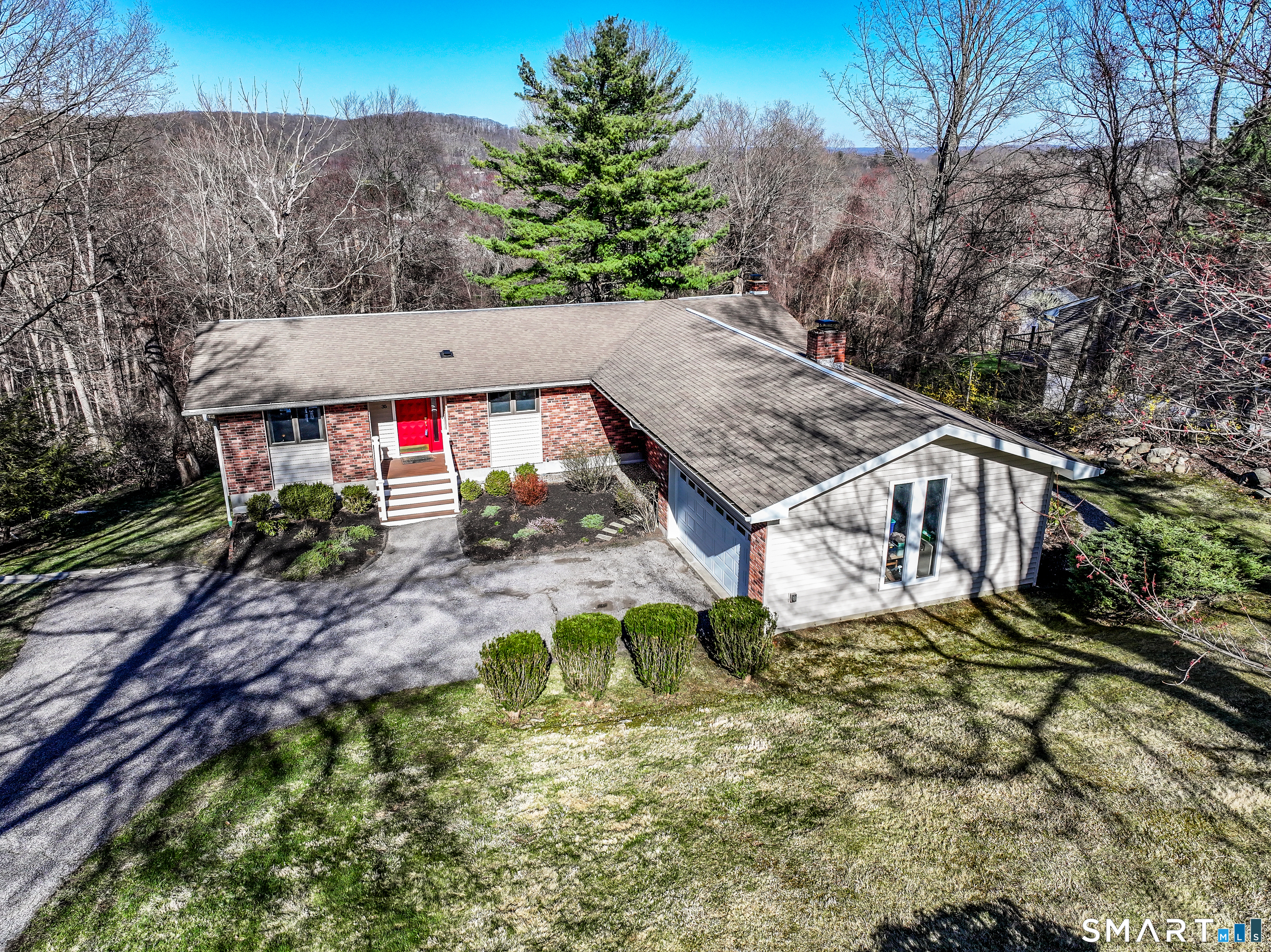 35 East Gate Road Danbury, CT 06811 - Photo 3 of 37 a view of a house with a yard