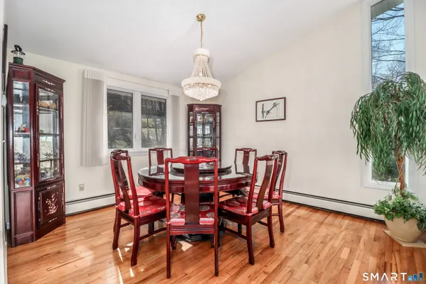 $699,000 | 35 East Gate Road, Danbury, CT 06811