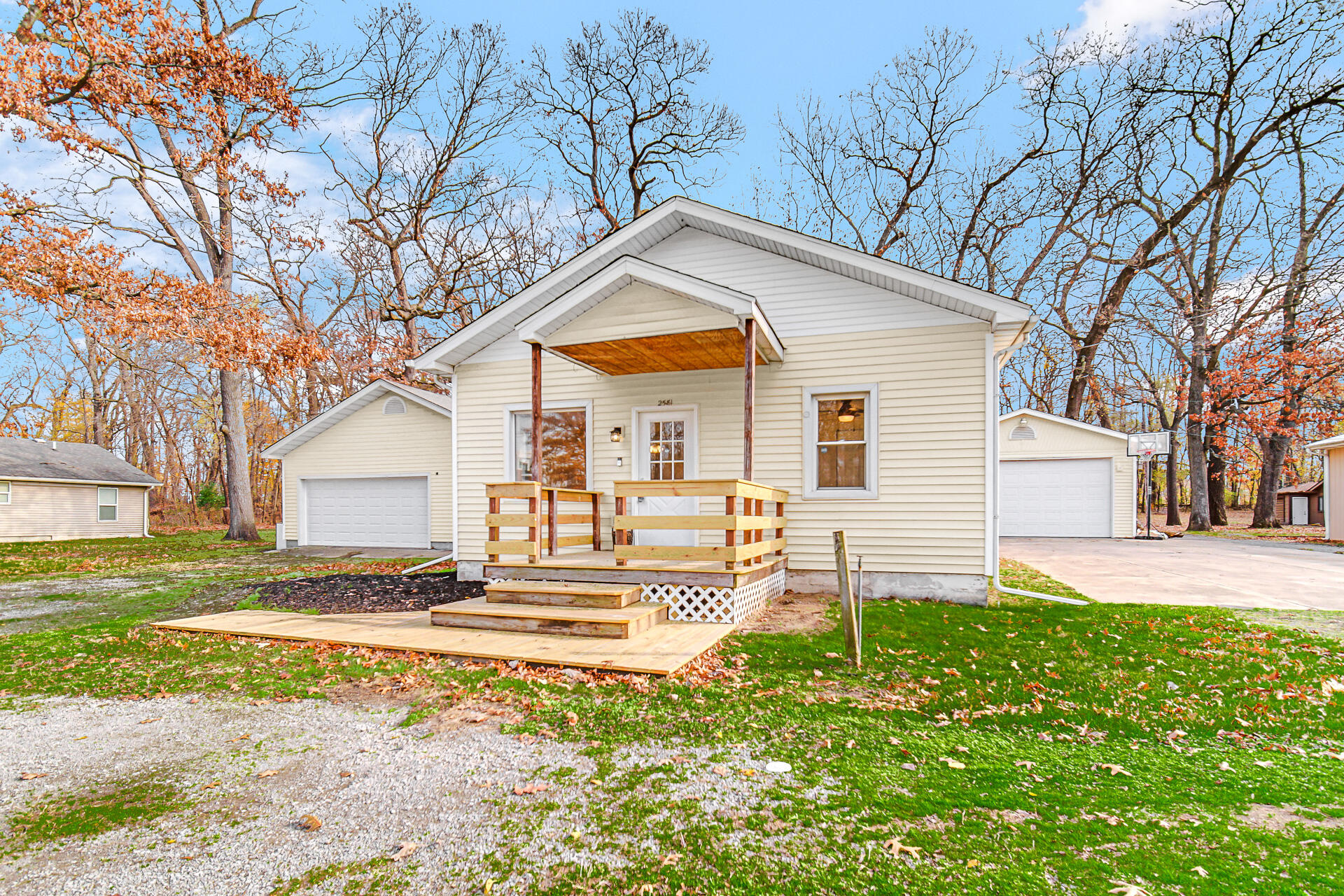 2581 Hamstrom Road Portage, IN 46368 - Photo 3 of 27 1920x1280