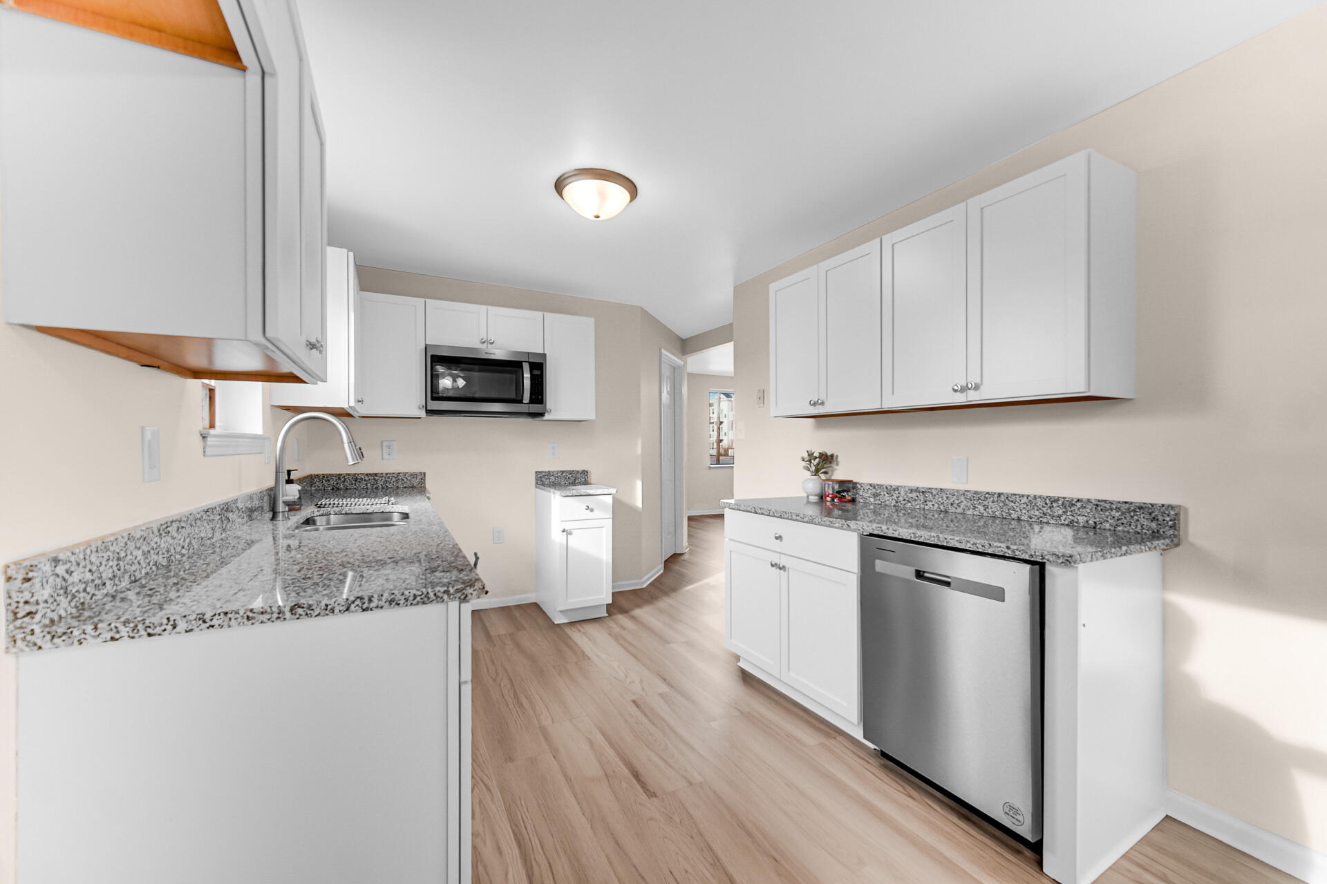 2581 Hamstrom Road Portage, IN 46368 - Photo 9 of 27 1920x1280