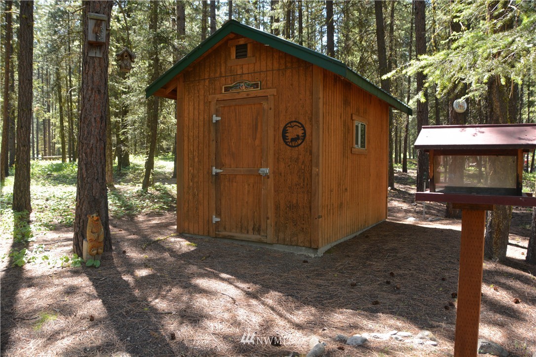 9 South Airstrip Road Twisp, WA 98856 - Photo 2 of 23 Gallery Image 2