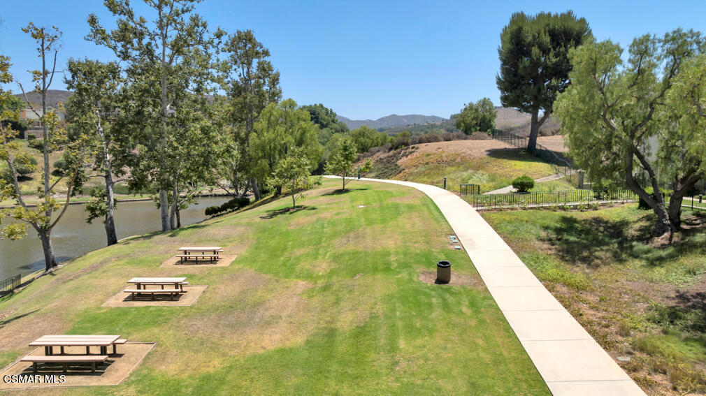 275 Ridgeton Lane, Unit A Simi Valley, CA 93065 - Photo 38 of 41