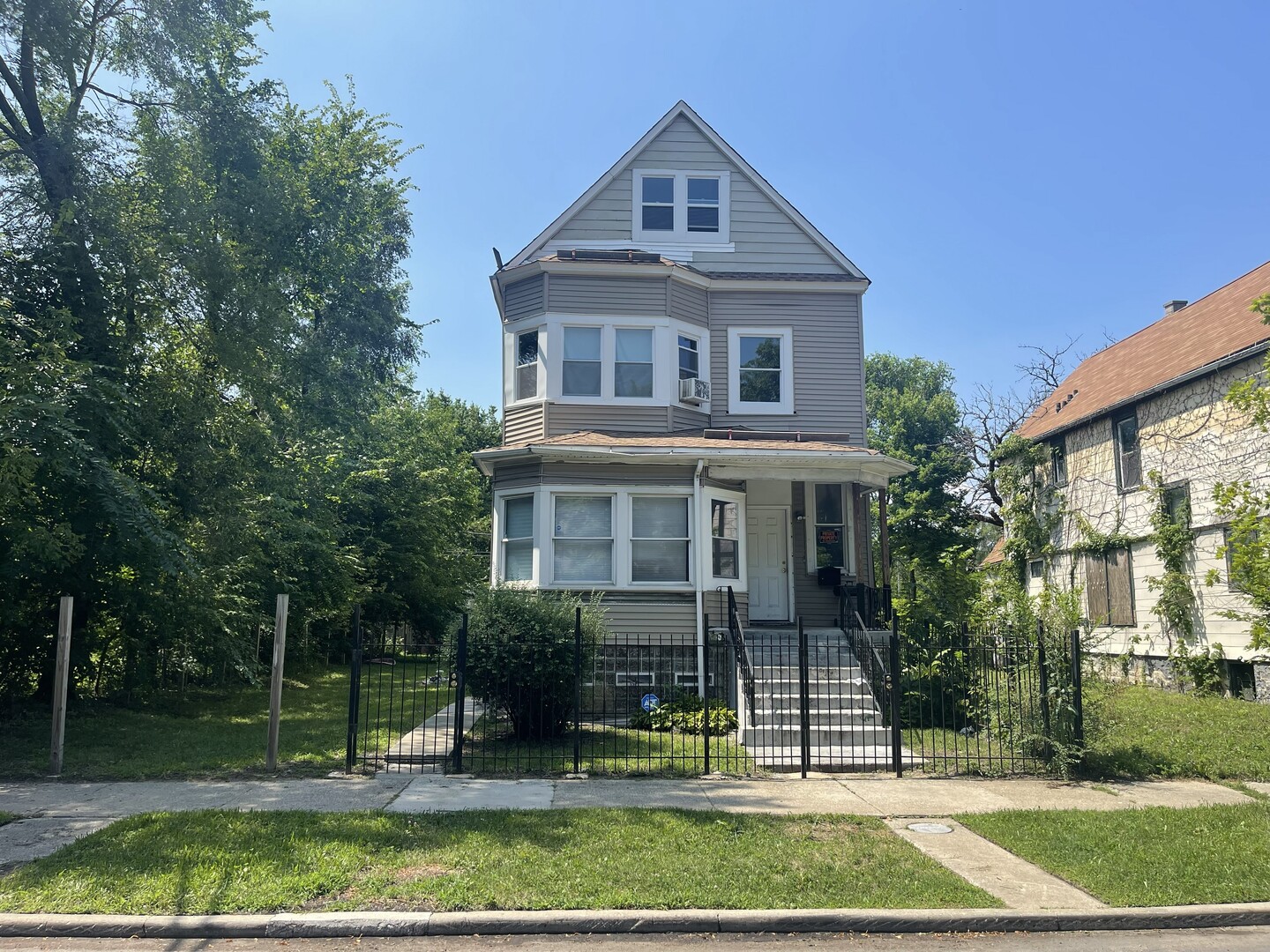 7006 South Normal Boulevard Chicago, IL 60621 - Photo 1 of 1 Gallery Image 1