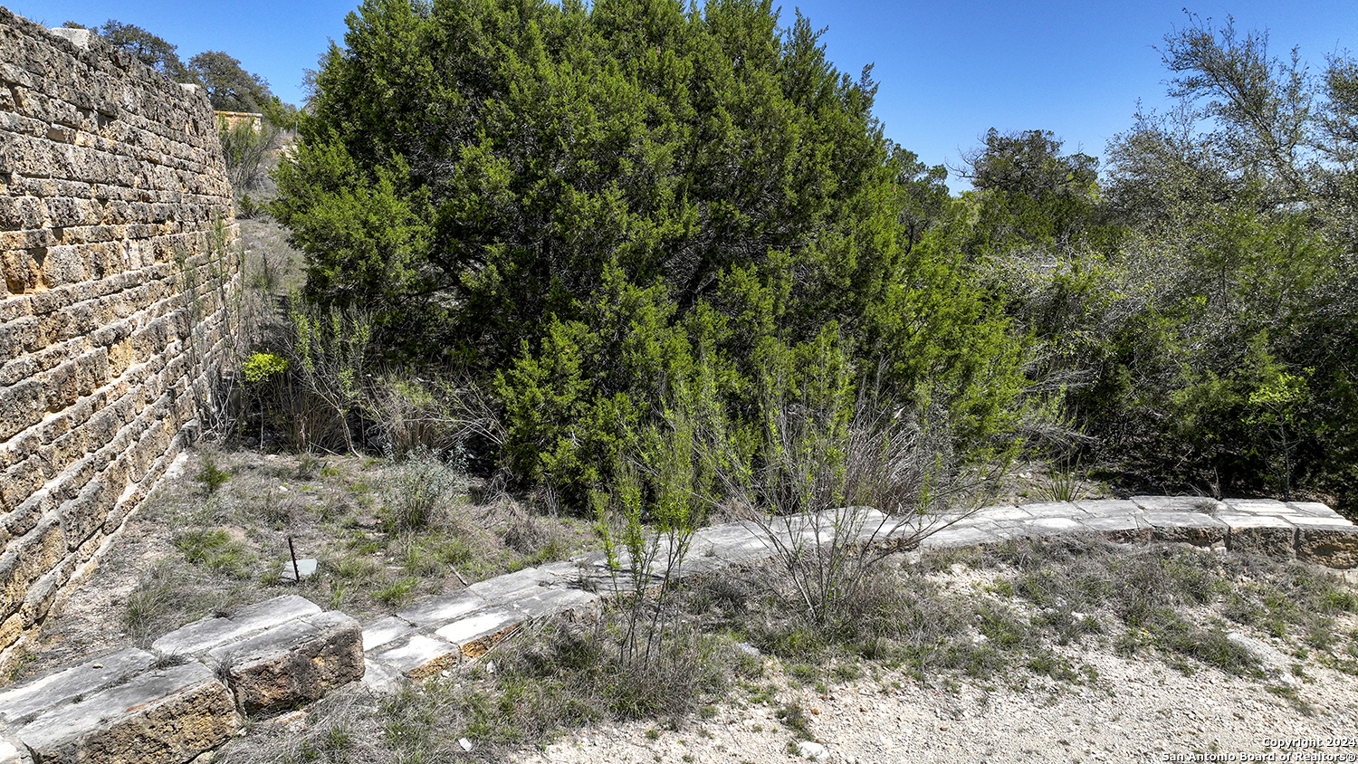 13 Summit Pass Boerne, TX 78006 - Photo 26 of 29