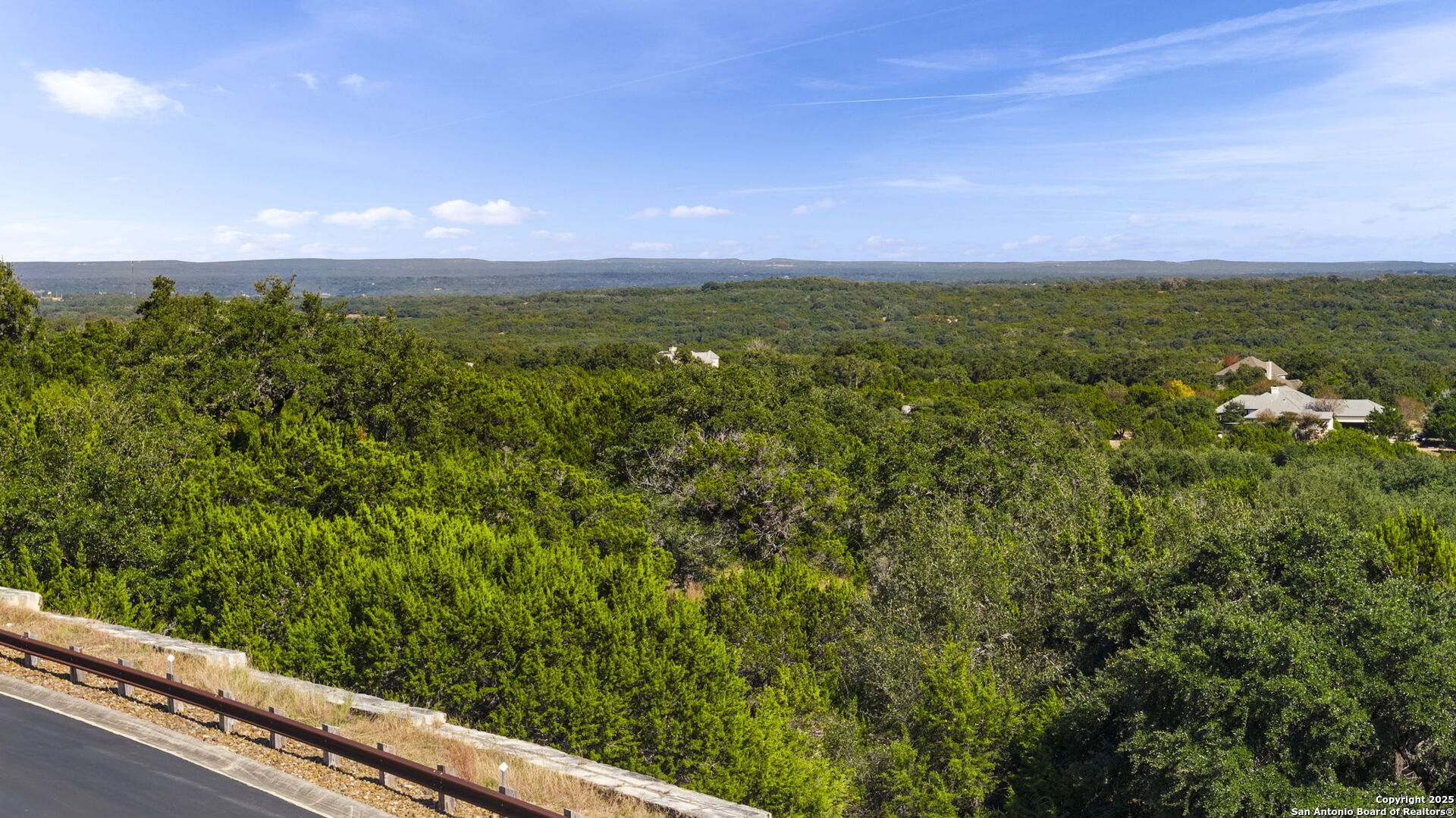 13 Summit Pass Boerne, TX 78006 - Photo 5 of 29