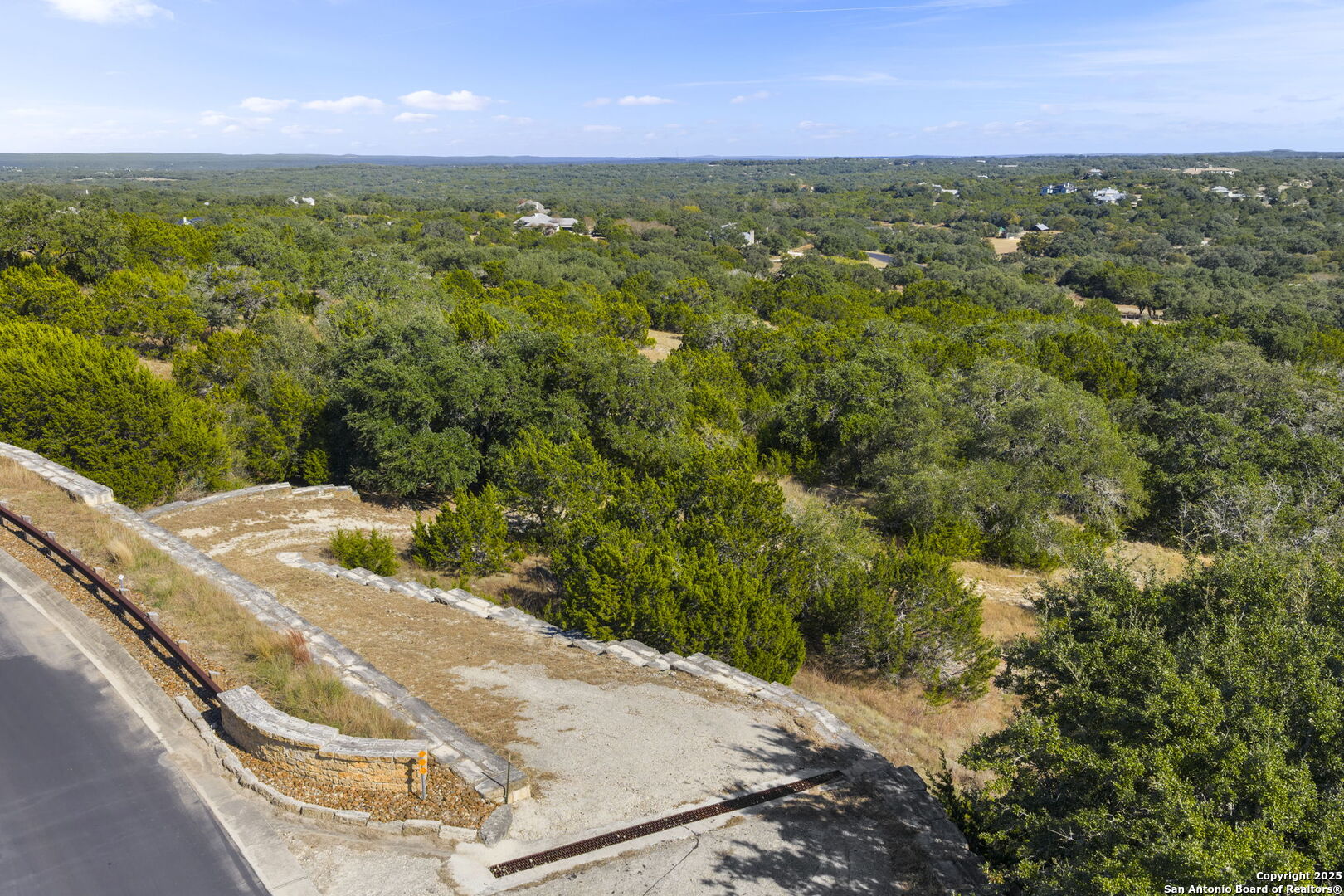 13 Summit Pass Boerne, TX 78006 - Photo 6 of 29