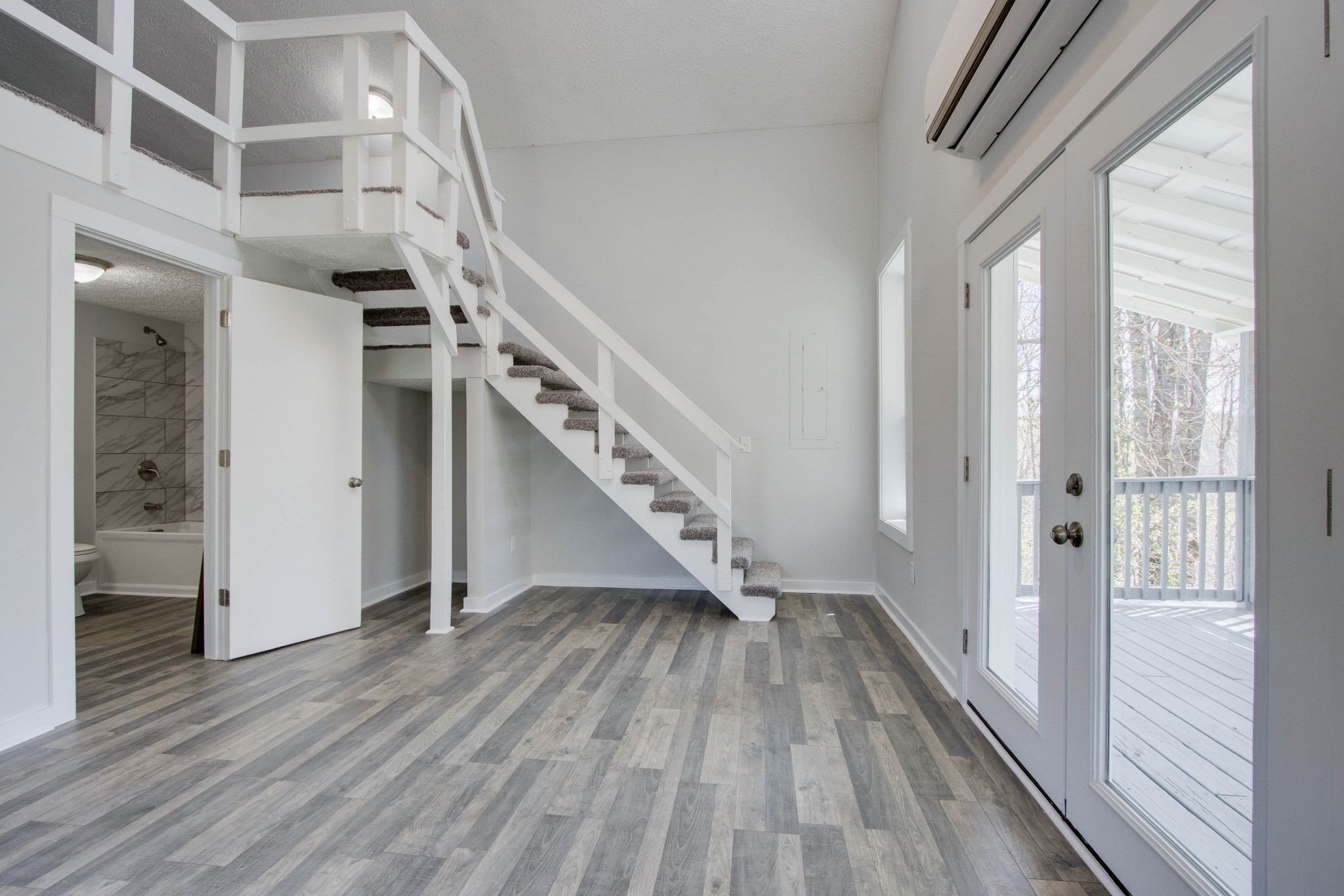 424 Austin Lake Road Baxter, TN 38544 - Photo 17 of 31 a view of entryway with wooden floor