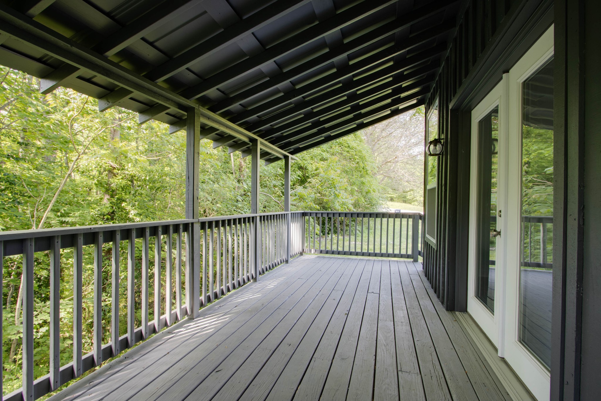 424 Austin Lake Road Baxter, TN 38544 - Photo 8 of 31 a view of balcony with wooden floor