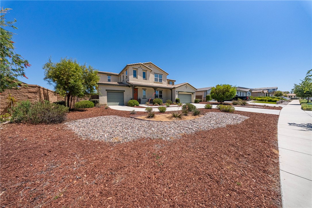 13862 Mardi Gras Lane Riverside, CA 92503 - Photo 5 of 68