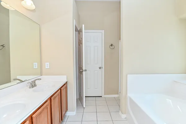 $1,995 | 719 Levi Bend, Magnolia, TX 77354