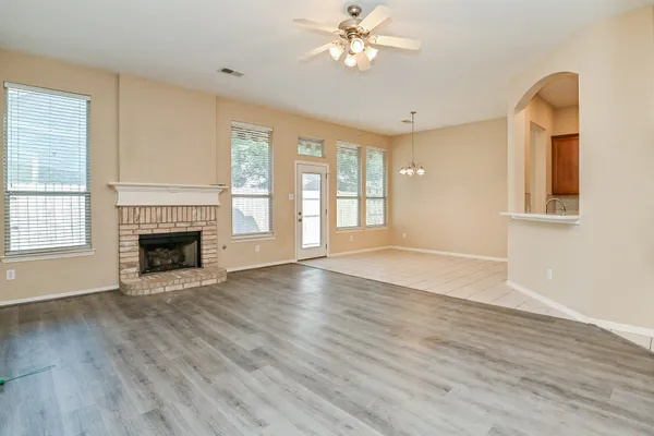 $1,995 | 719 Levi Bend, Magnolia, TX 77354