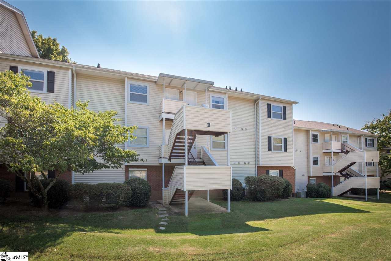 2601 Duncan Chapel Road, Unit 302B Greenville, SC 29617 - Photo 1 of 15