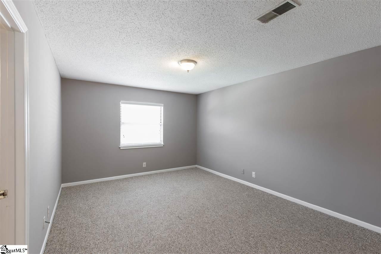 2601 Duncan Chapel Road, Unit 302B Greenville, SC 29617 - Photo 8 of 15