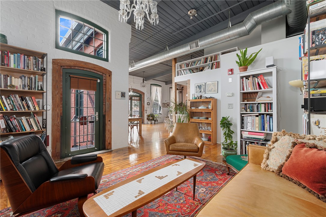 10 Exchange Court, Unit 618 Pawtucket, RI 02860 - Photo 17 of 44