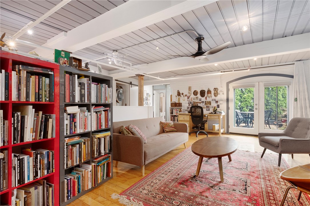 10 Exchange Court, Unit 618 Pawtucket, RI 02860 - Photo 24 of 44