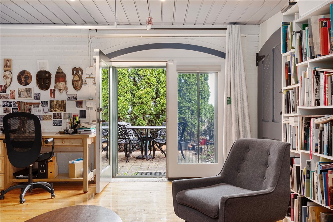 10 Exchange Court, Unit 618 Pawtucket, RI 02860 - Photo 27 of 44