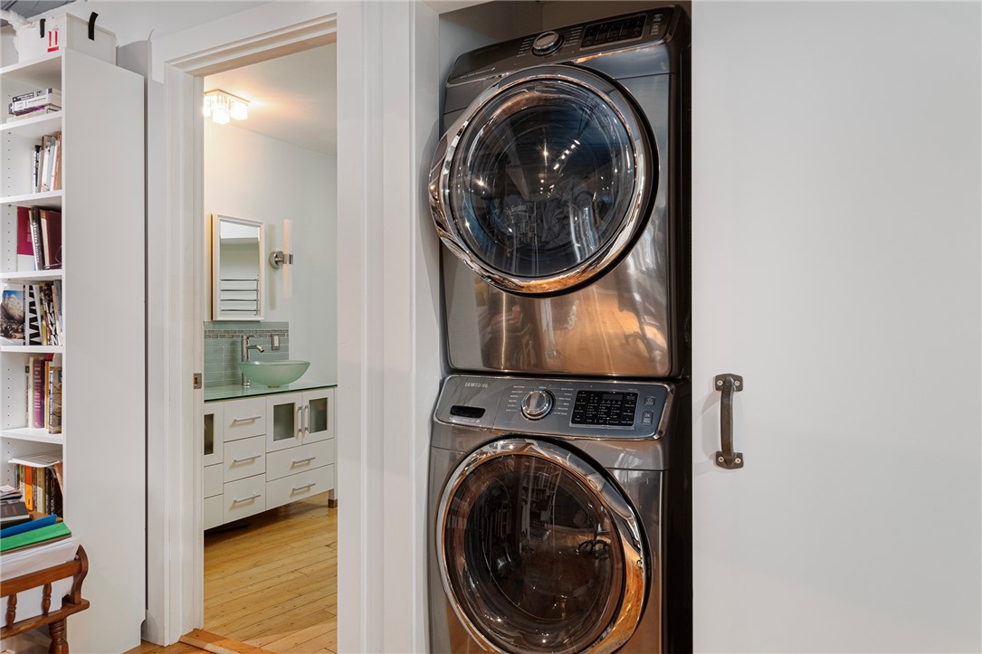 10 Exchange Court, Unit 618 Pawtucket, RI 02860 - Photo 37 of 44