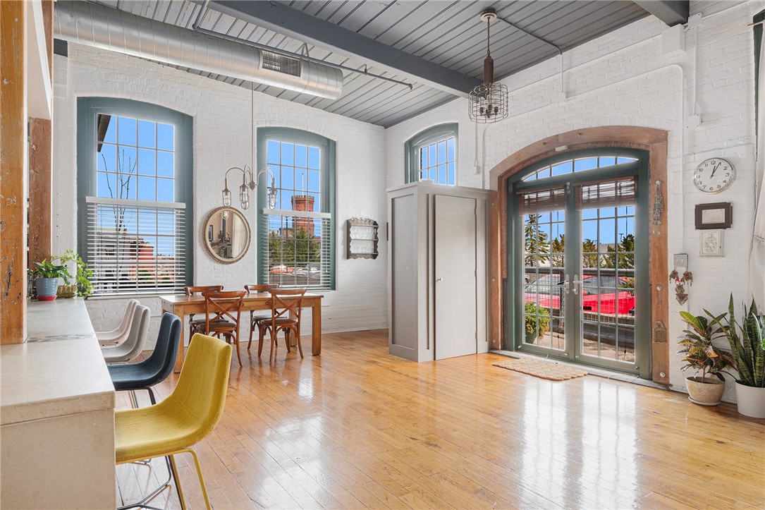 10 Exchange Court, Unit 618 Pawtucket, RI 02860 - Photo 4 of 44