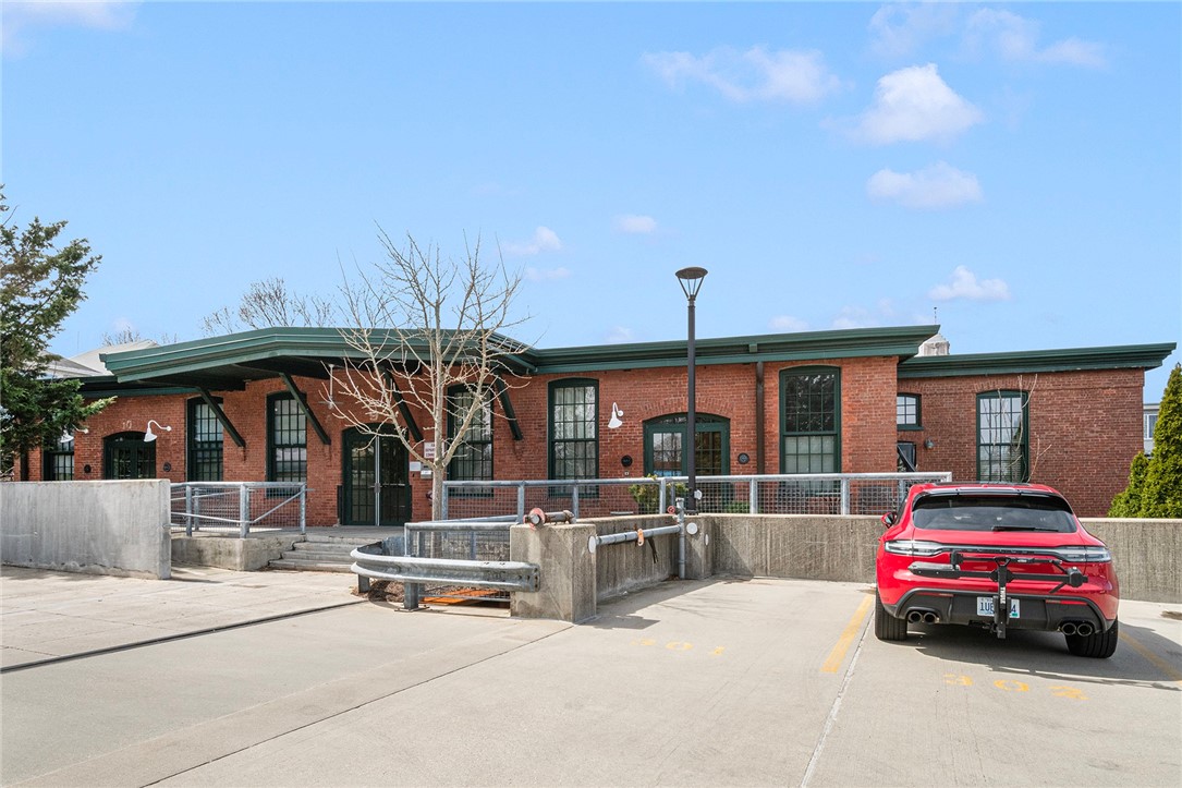 10 Exchange Court, Unit 618 Pawtucket, RI 02860 - Photo 42 of 44