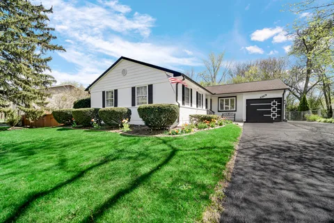 $499,999 | 4359 Lincoln Avenue, Rolling Meadows, IL 60008