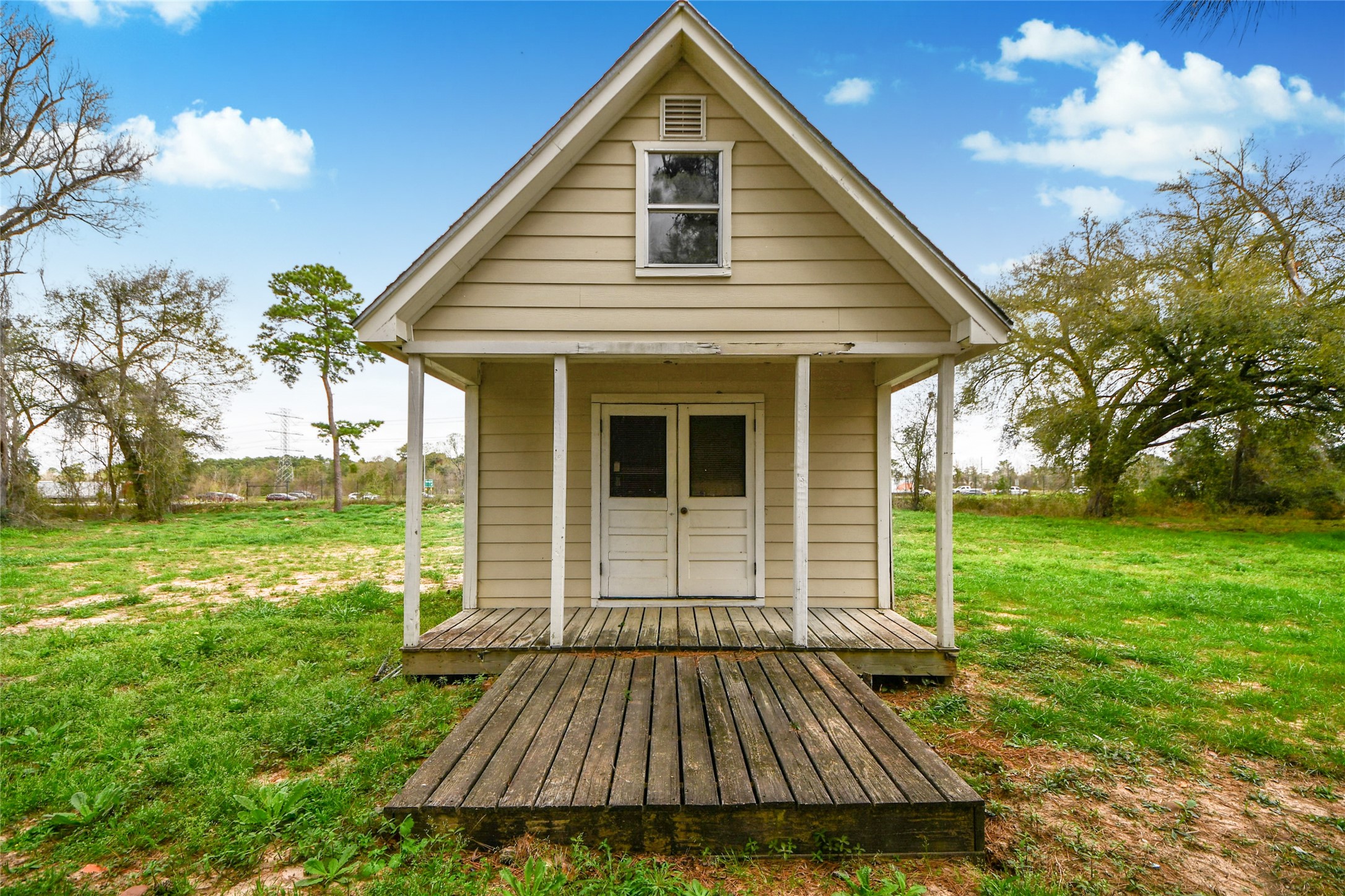 5310 Logston Lane Spring, TX 77389 - Photo 46 of 47 a front view of a house with garden