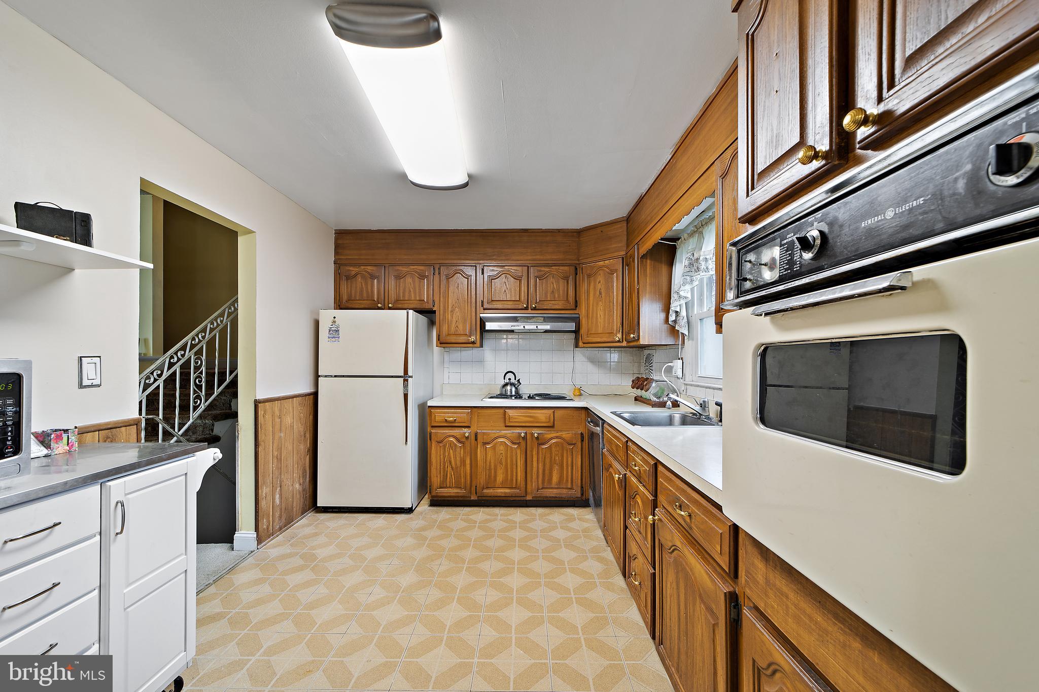 10 Winding Way Road Stratford, NJ 08084 - Photo 8 of 27
