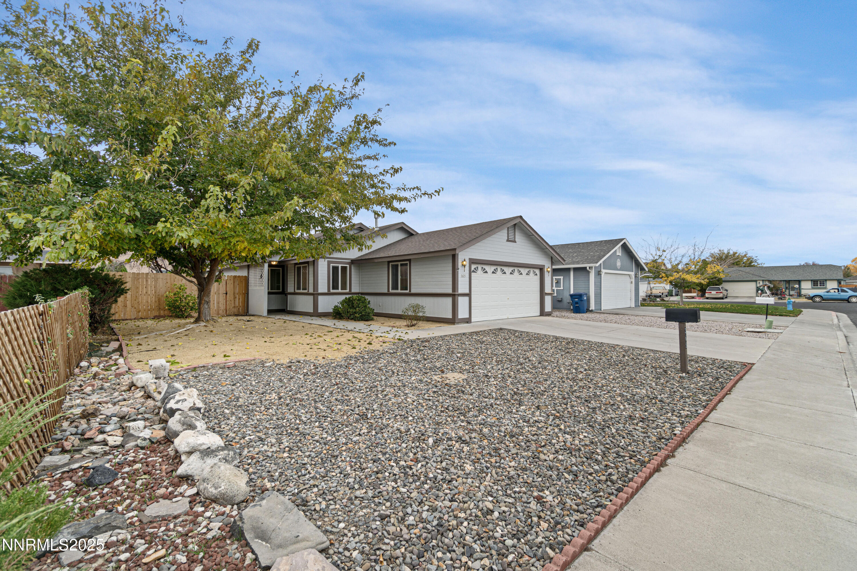 365 Kathy Street Fallon, NV 89406 - Photo 2 of 28 a front view of a house with garden