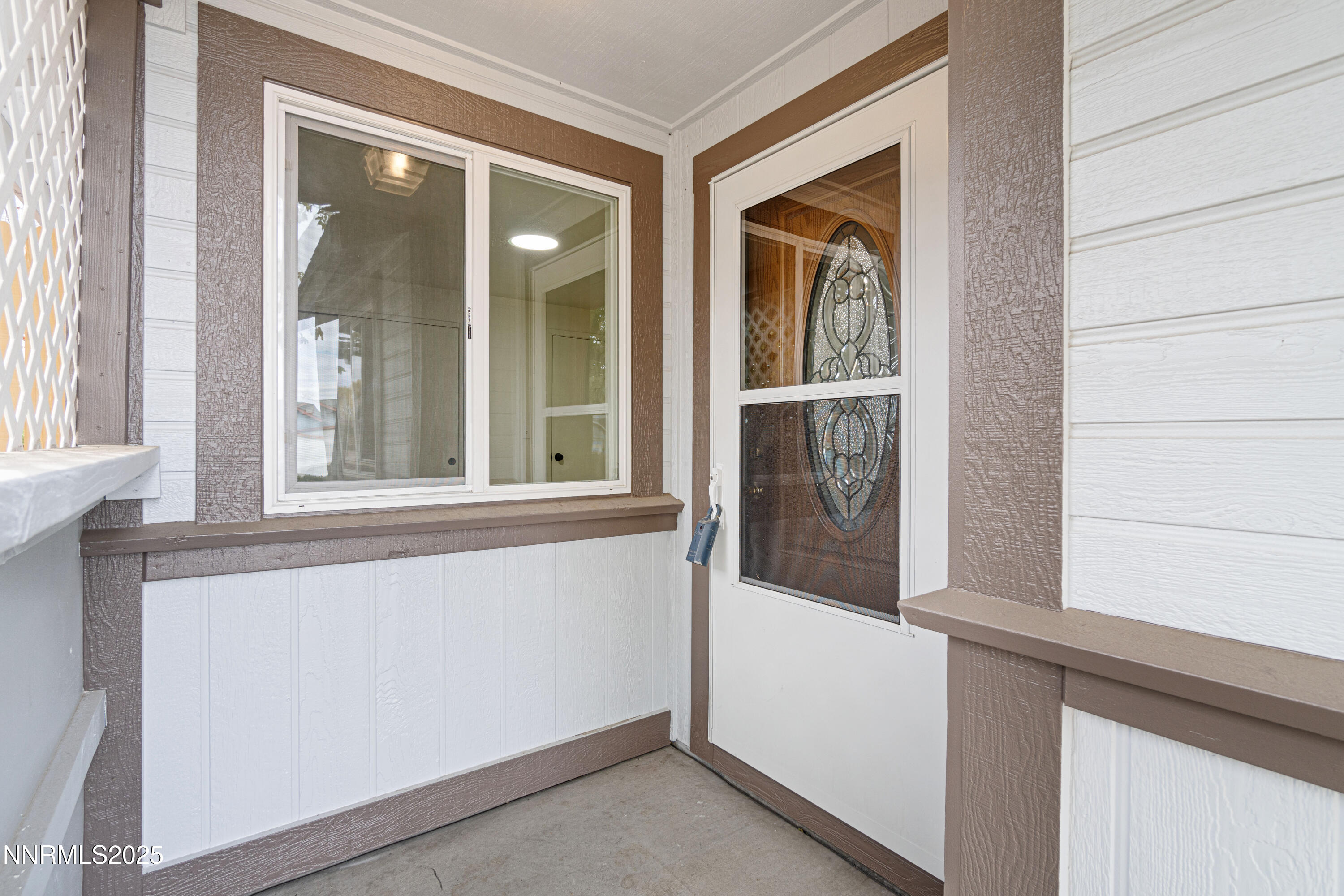 365 Kathy Street Fallon, NV 89406 - Photo 4 of 28 a view of a window of a house