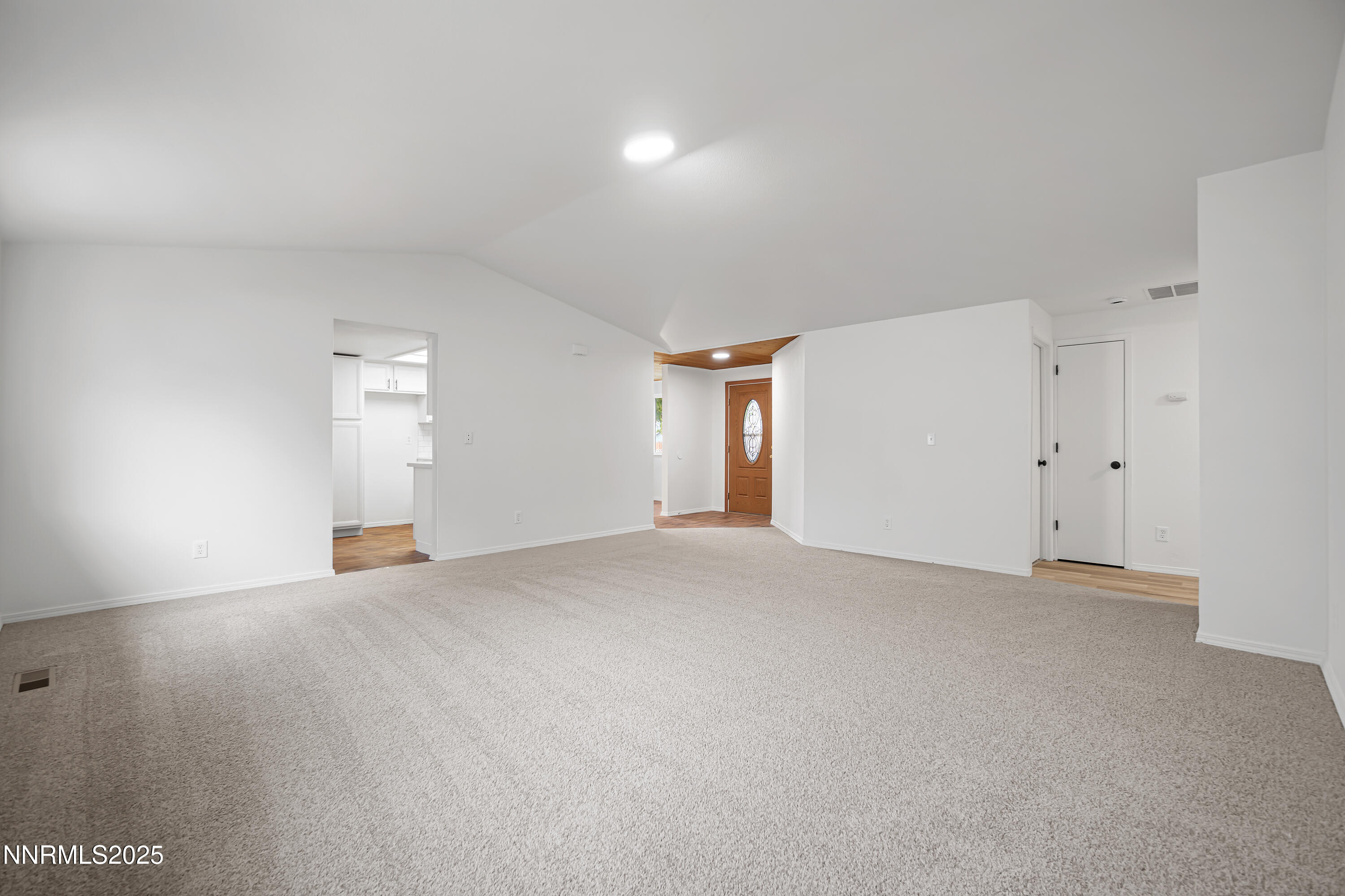 365 Kathy Street Fallon, NV 89406 - Photo 7 of 28 a view of empty room