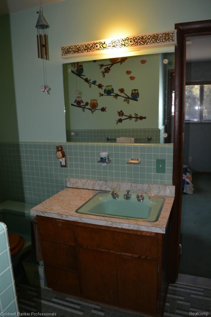 7 Roslyn Road Grosse Pointe, MI 48236 - Photo 16 of 41 DSC_1263.jpg