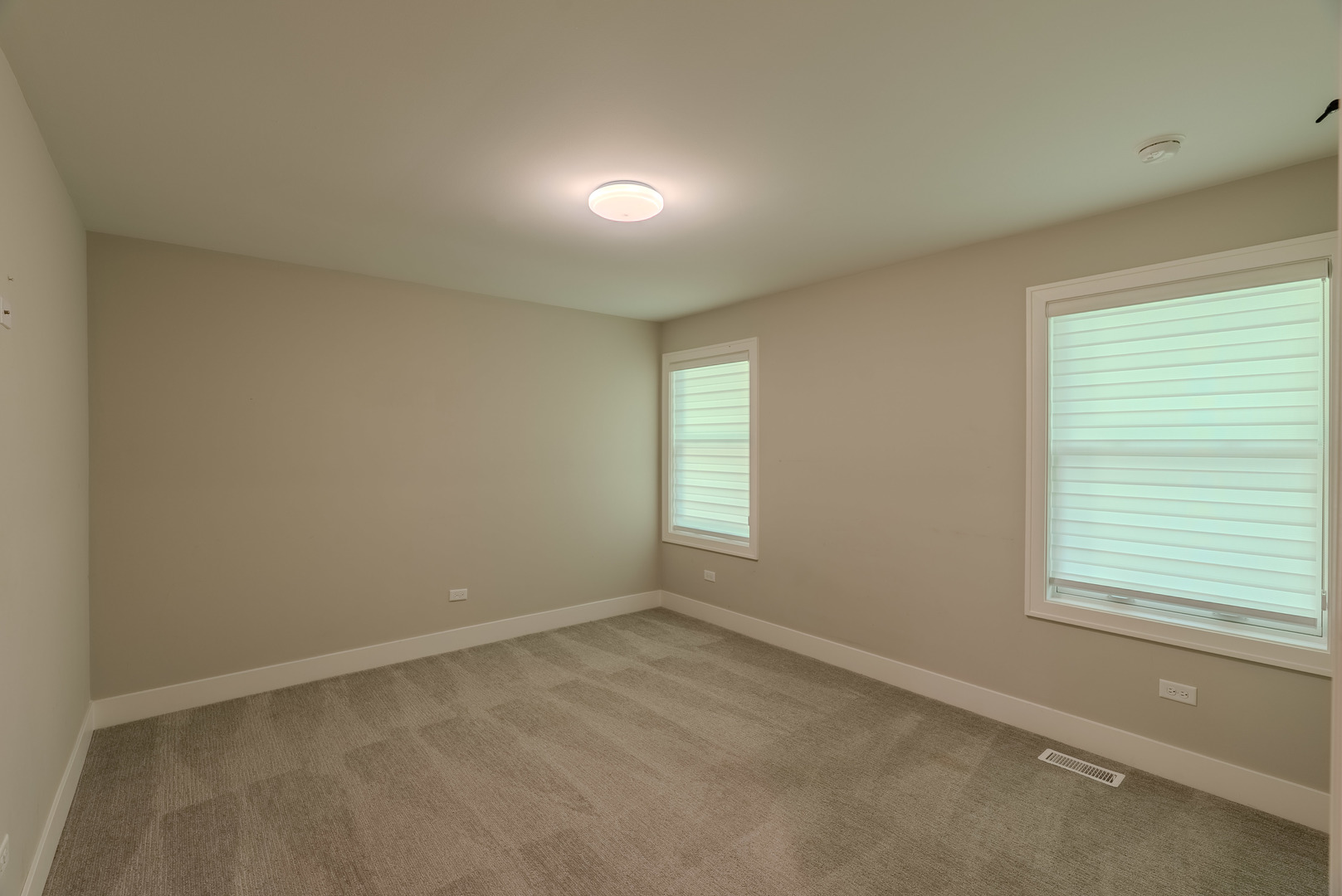 411 West Pierce Road Itasca, IL 60143 - Photo 15 of 25 Gallery Image 15