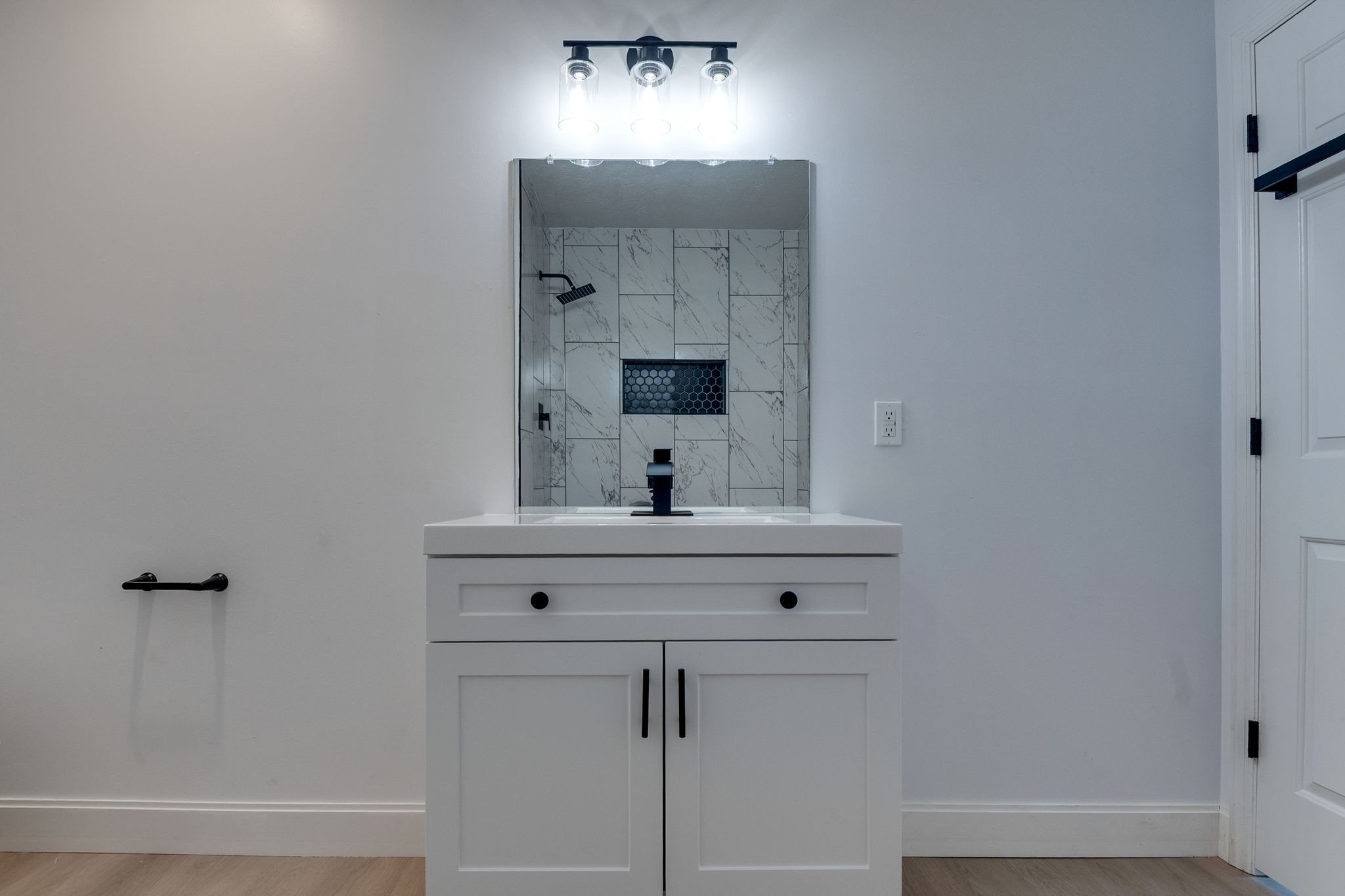 870 Reeves Road Antioch, TN 37013 - Photo 14 of 33