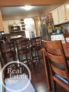 2050 Hampton Road Grosse Pointe Woods, MI 48236 - Photo 11 of 27