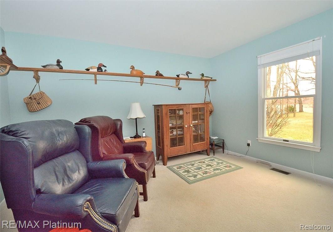 1061 Peavy Road Howell, MI 48843 - Photo 18 of 22 DSC_4099.JPG