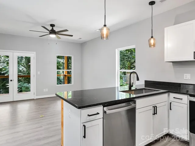 $569,000 | 153 State Street, Asheville, NC 28806