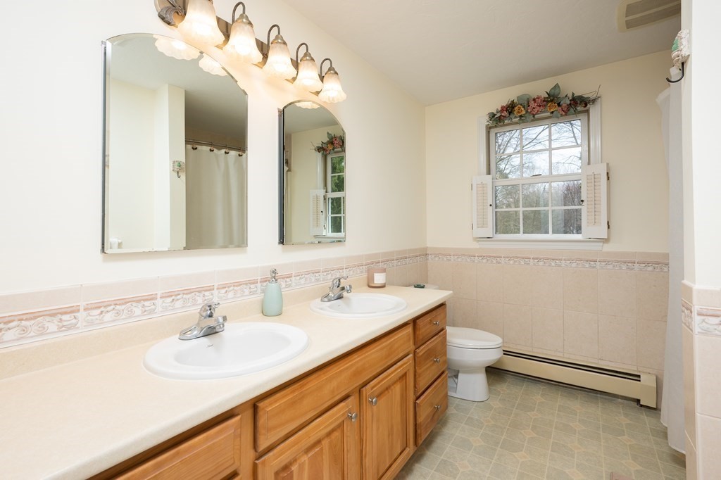 128 Cedarwood Road Hanover, MA 02339 - Photo 24 of 41 Gallery Image 24
