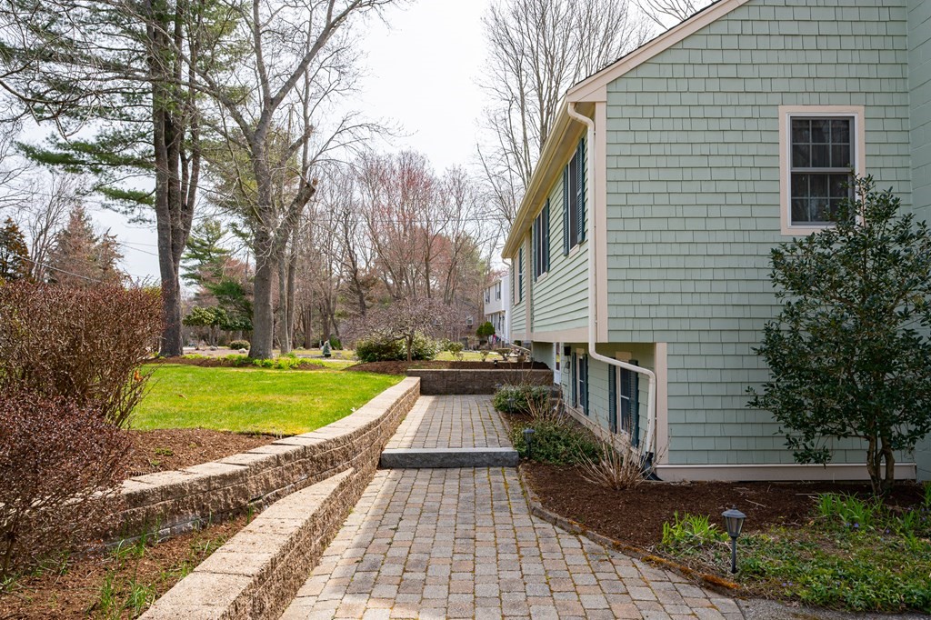 128 Cedarwood Road Hanover, MA 02339 - Photo 36 of 41 Gallery Image 36