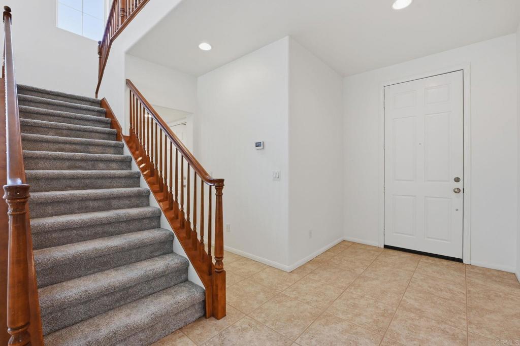 2347 Merwin Drive Carlsbad, CA 92008 - Photo 5 of 62