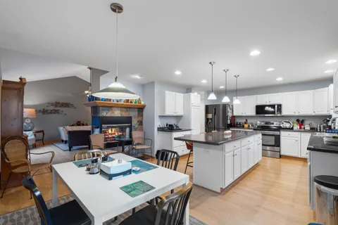 $629,900 | 403 Fair Oaks Drive, Williams Bay, WI 53191