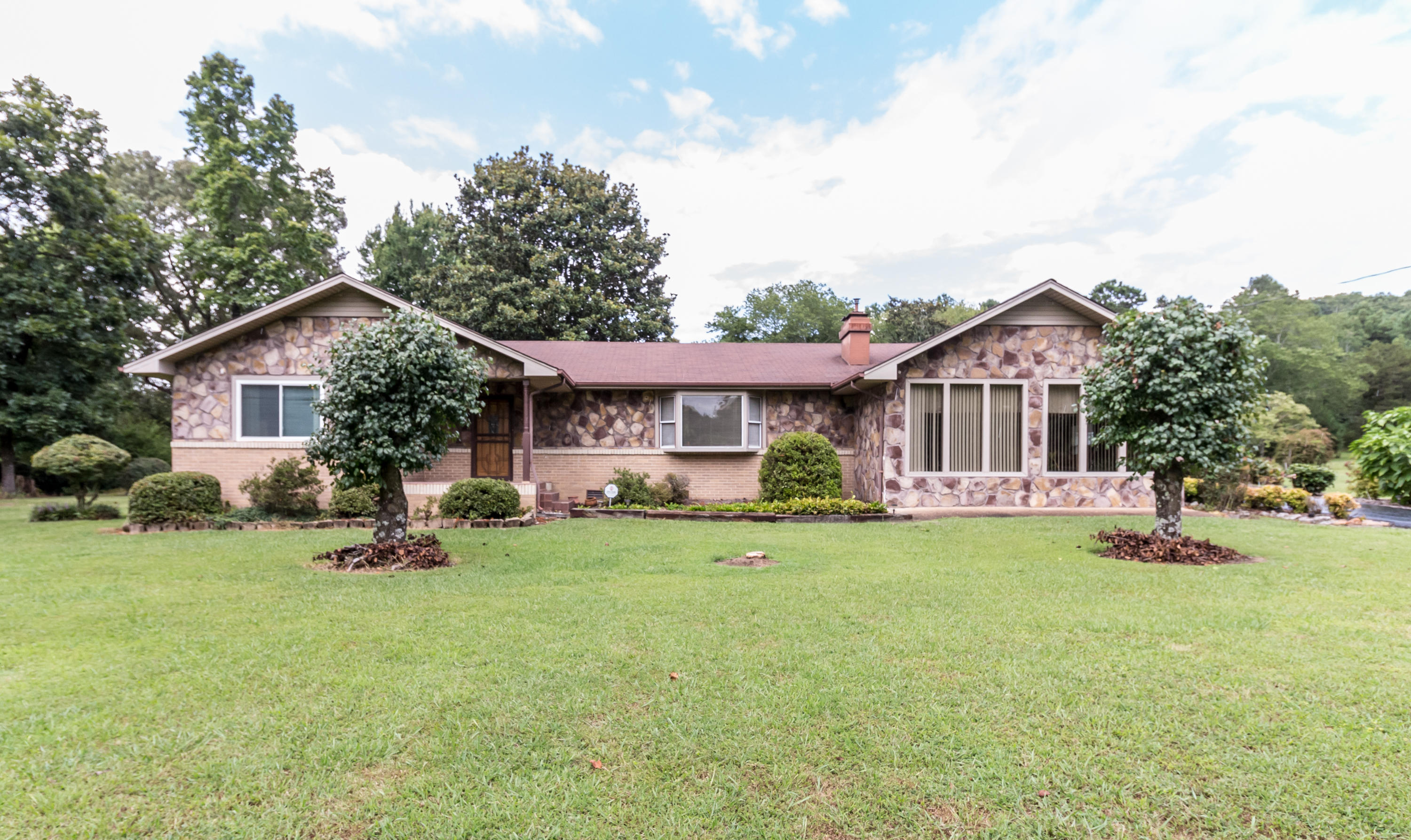 5048 Irvin Road Chattanooga, TN 37416 - Photo 1 of 61 1