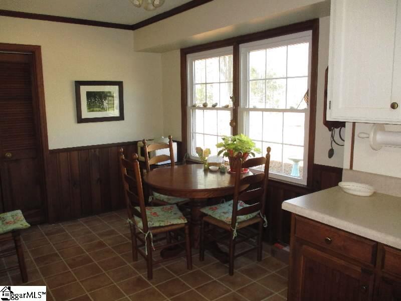 572 State Rd S-30-751 Laurens, SC 29360 - Photo 5 of 13