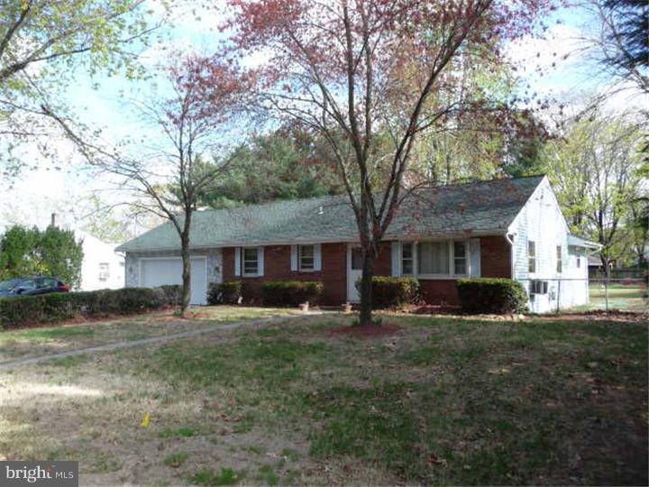 11 Lerro Road Pedricktown, NJ 08067 - Photo 2 of 22 Exterior Front