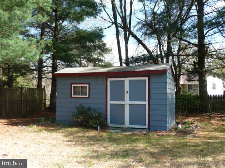 11 Lerro Road Pedricktown, NJ 08067 - Photo 5 of 22 Back Yard