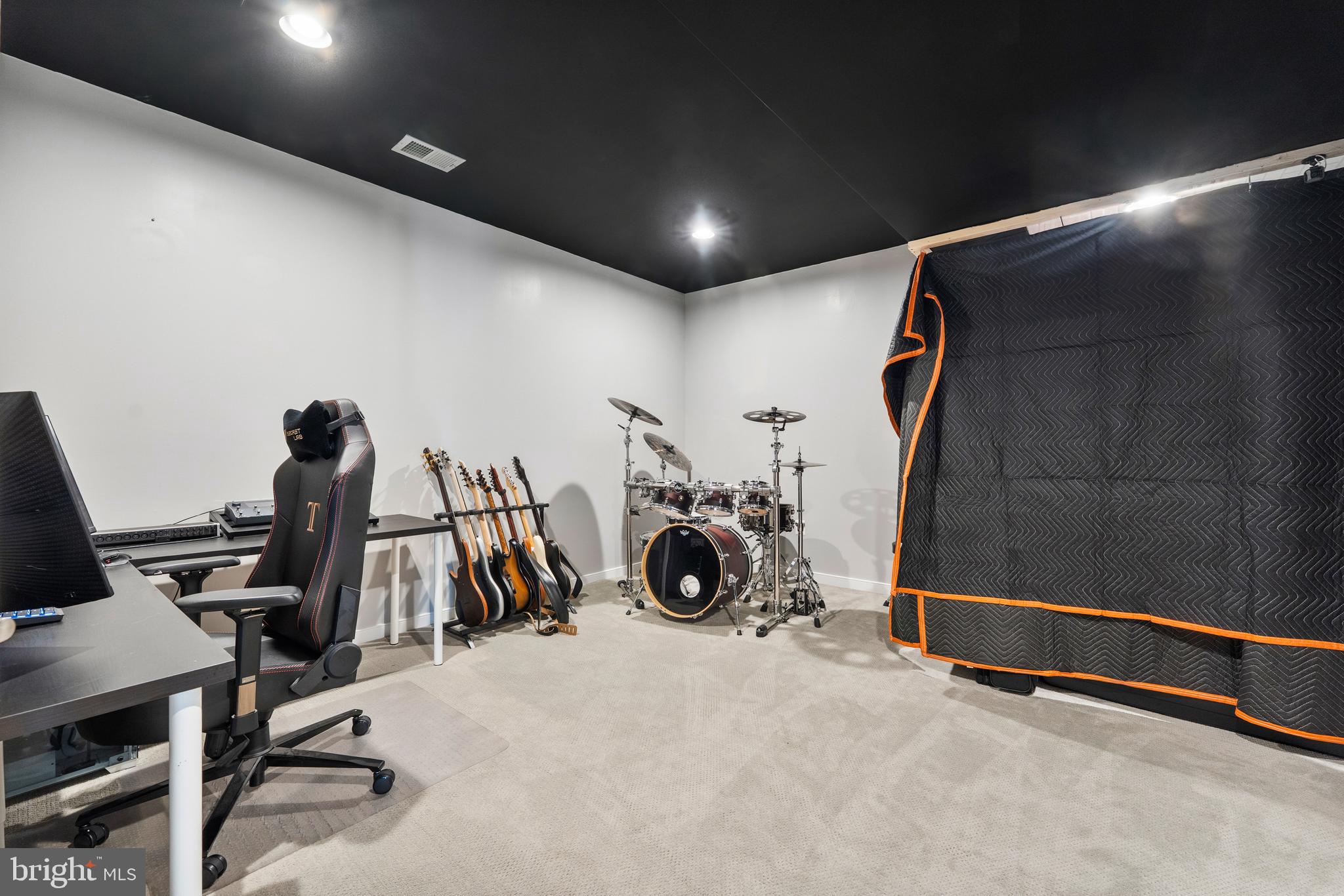 80 Shackelford Well Road Fredericksburg, VA 22406 - Photo 71 of 108 Lower level studio