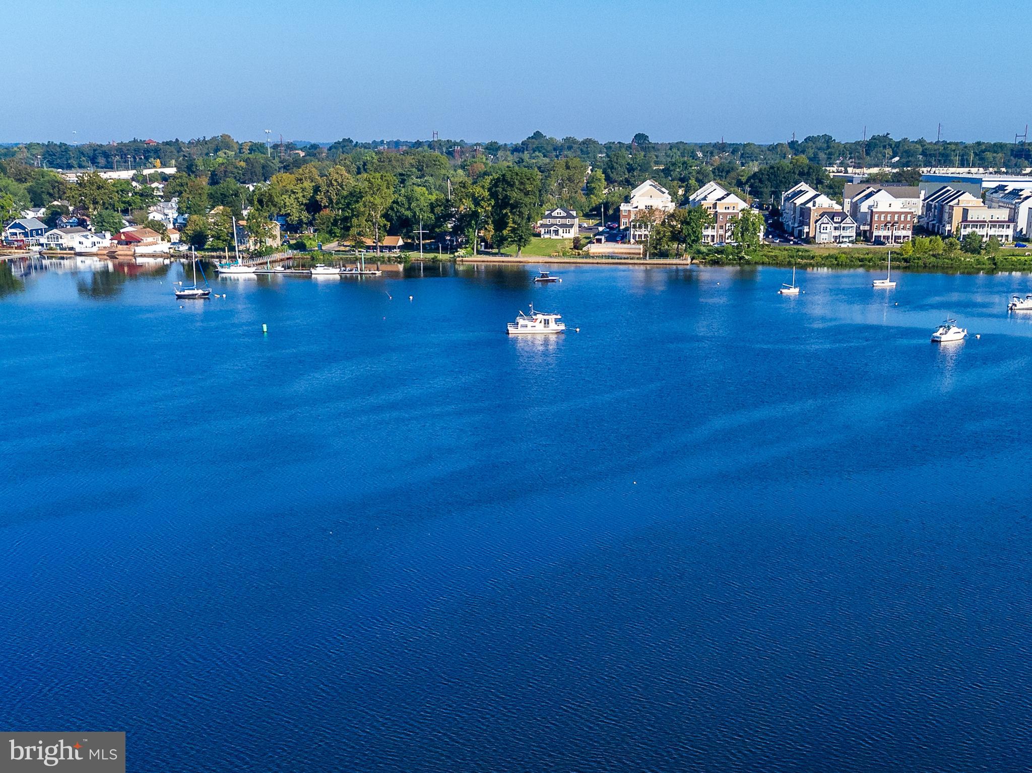 18 River Lane Delanco, NJ 08075 - Photo 2 of 36