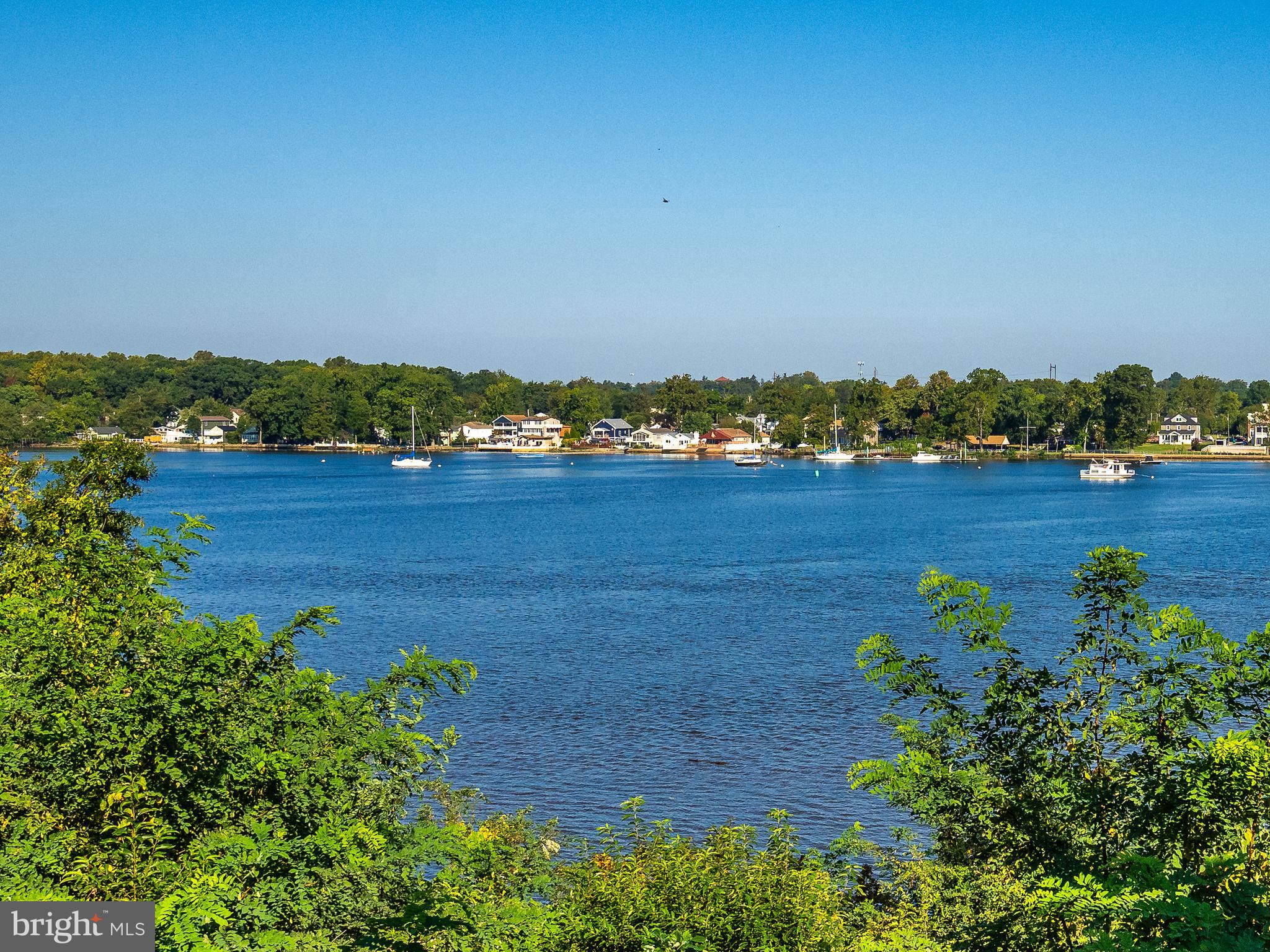 18 River Lane Delanco, NJ 08075 - Photo 3 of 36